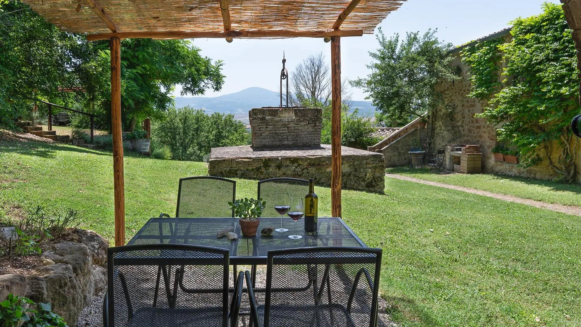 Agriturismo Selvoli - Il Bruco بيينْسا مزرعة للإقامة